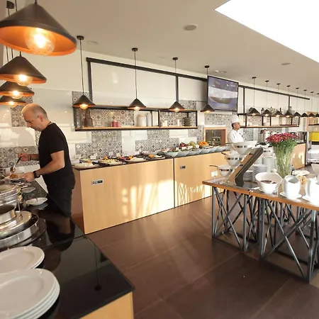 ホテル アンテックク 4*