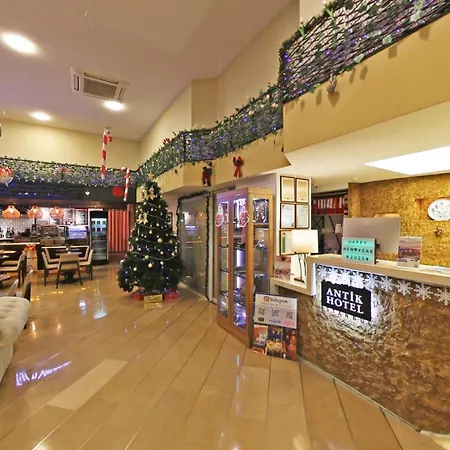 Antik 4*